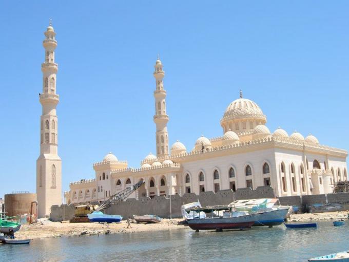 Stadtrundfahrt durch Hurghada